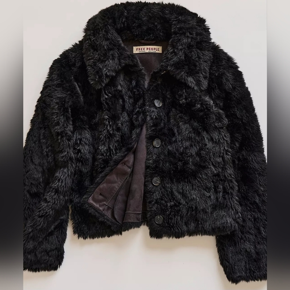 Alice Throw On Faux Fur Jacket, Size Large,Color Black,Retail Price $168.00 USD